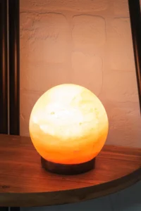 Classic Collection UK7 Ltd Himalayan Pink Salt Lamp Globe Shape. - Image 3